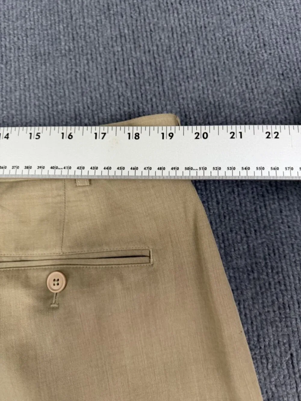 Jos A Bank Mens Travelers Collection Pleated Light Brown Wool Pants 40x30